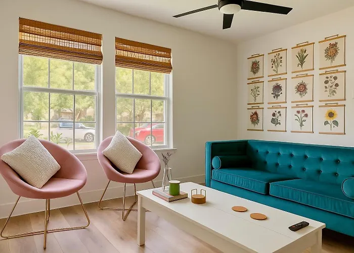 Stylish Stays In Historic Fourth Ward